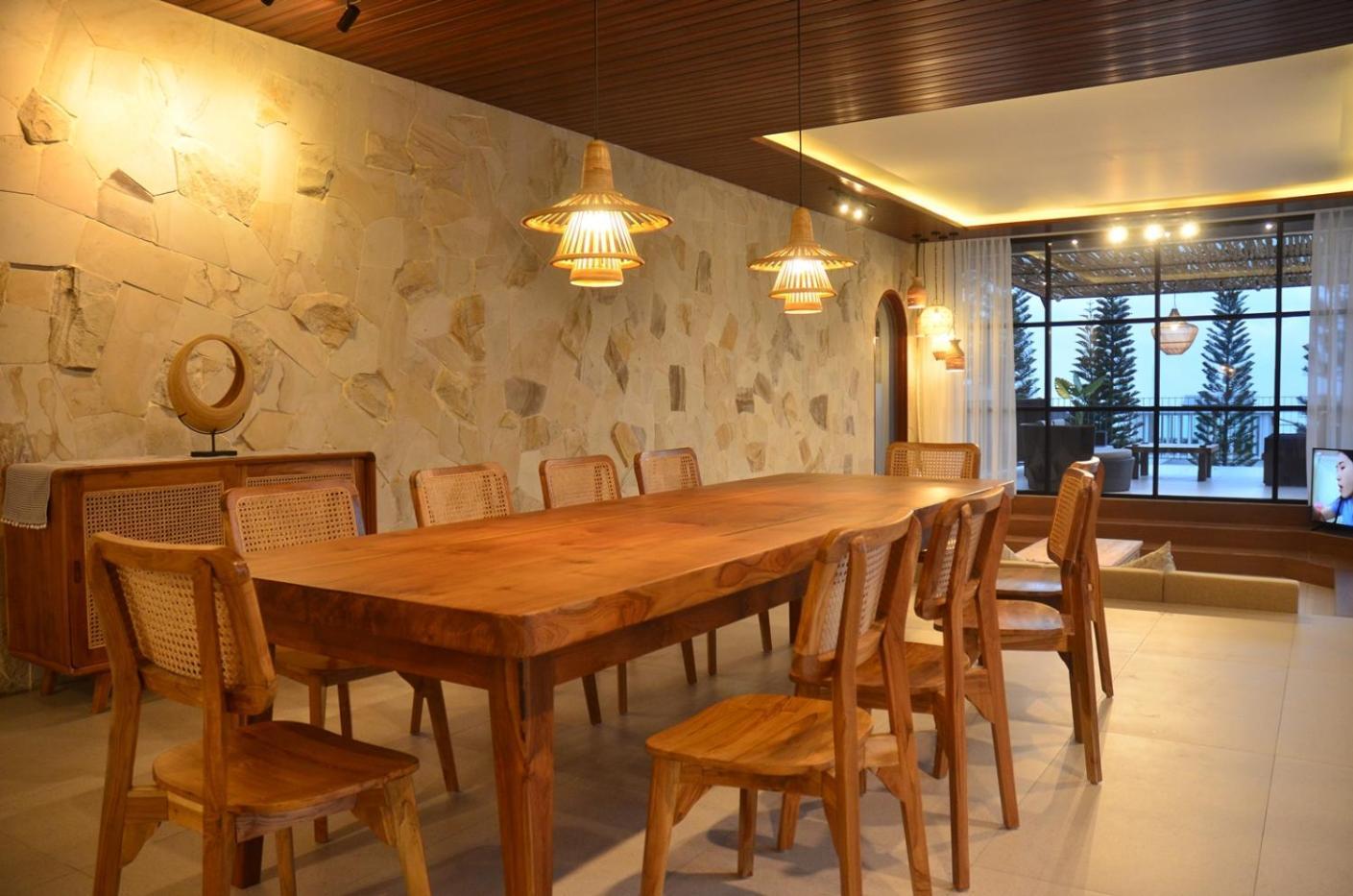 Sunshine View 6 Bedrooms With A Private Swimming Pool Villa Bandung