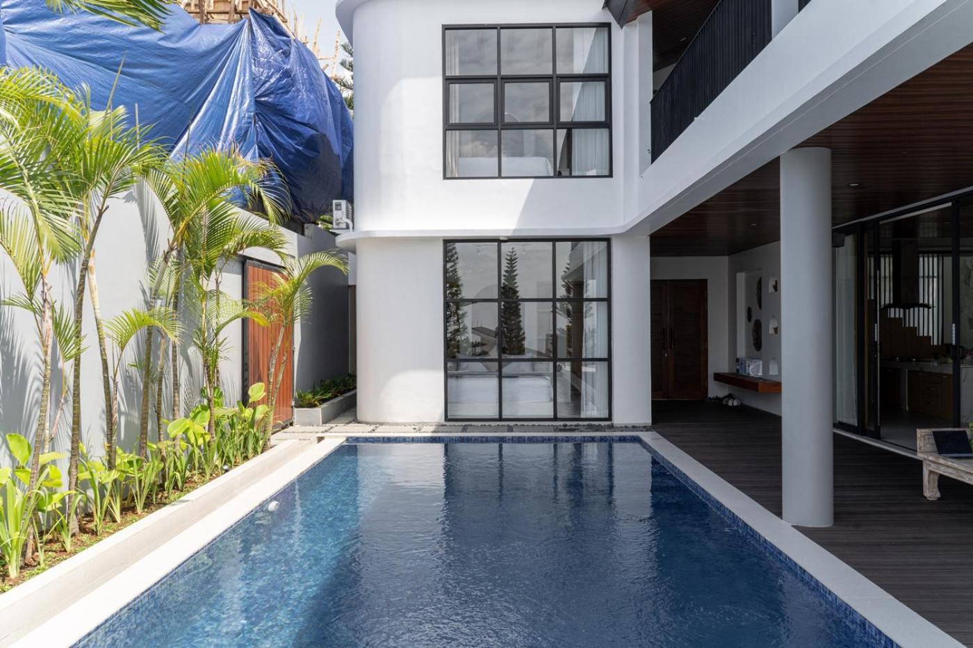 Sunshine View 6 Bedrooms With A Private Swimming Pool *